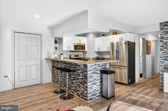 Building Photo - 4420 Briarwood Ct N