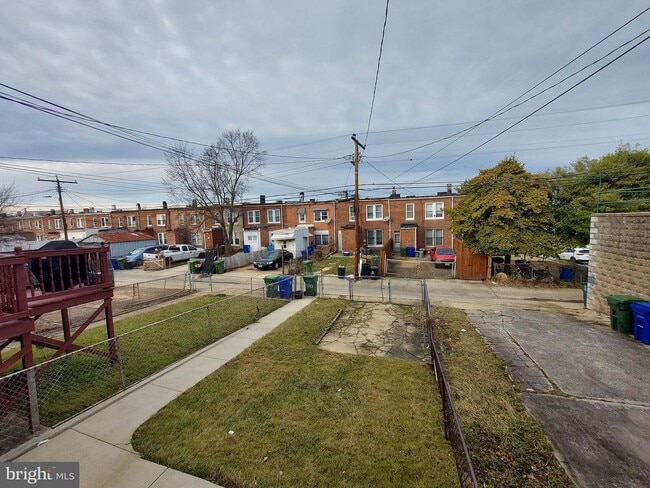 Building Photo - 1630 E 31st St