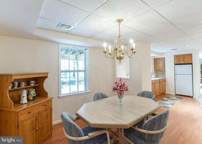 Building Photo - 9720 Holloway Hill Ct