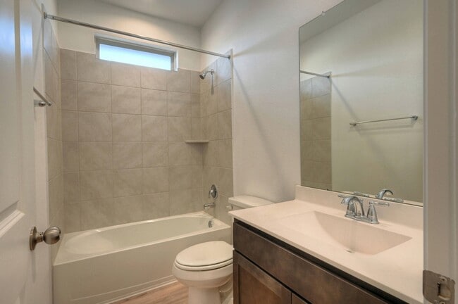 Building Photo - 31603 Zoe Pt
