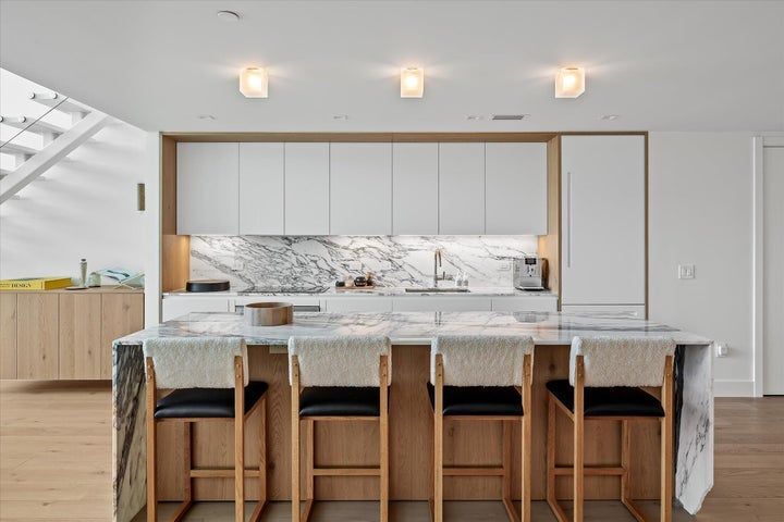 Building Photo - 1040 Biscayne Blvd