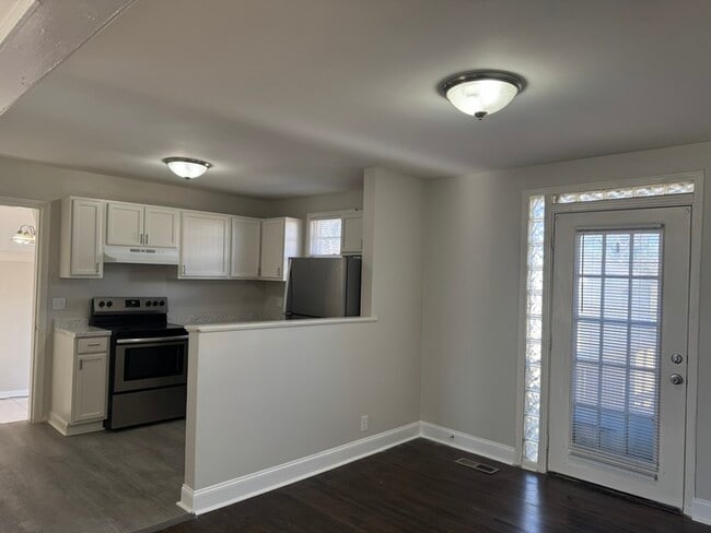 Building Photo - 1108 Bell Grimes Ln