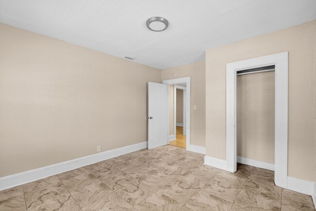 Building Photo - 1128 Belleair Rd