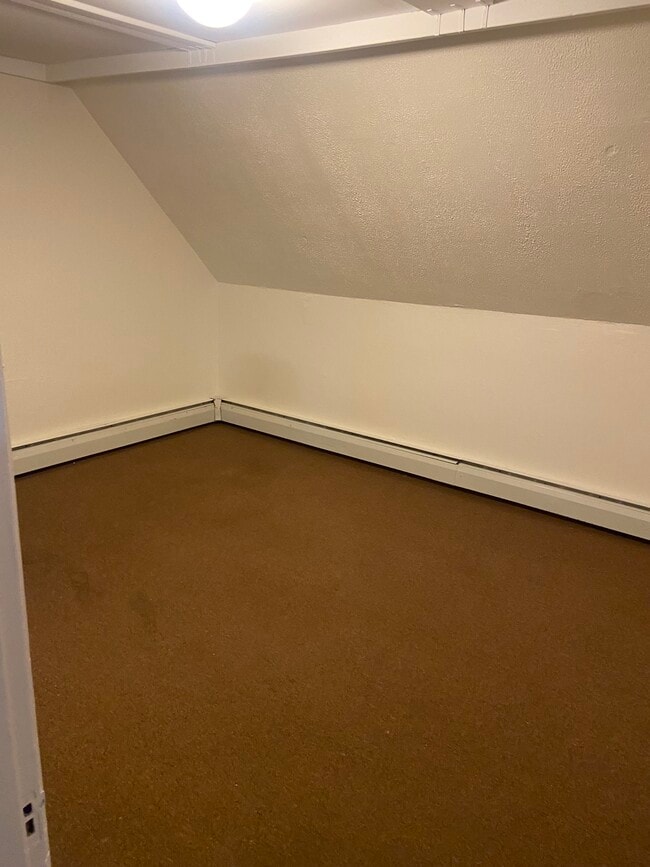 bedroom 2 - 30 Tucker Ave