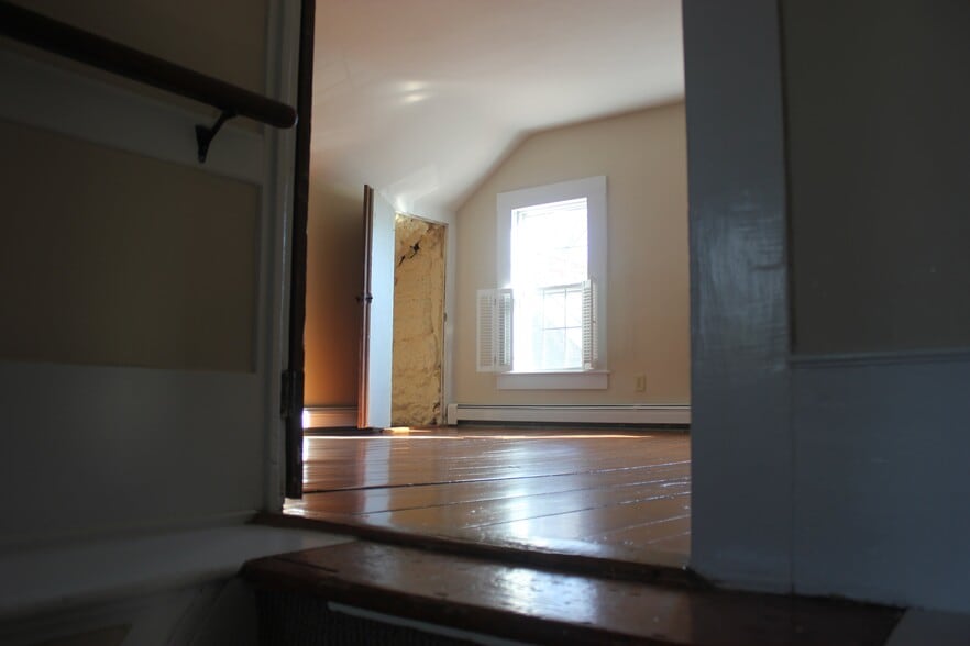 Building Photo - 1 Ford Pl