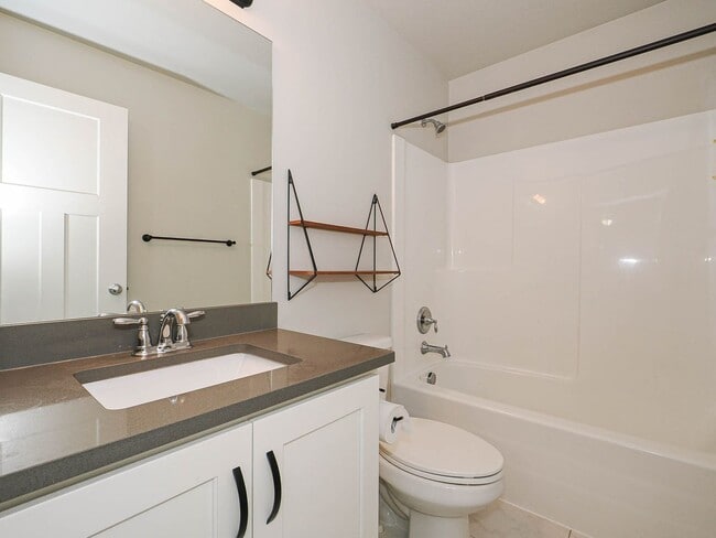 Building Photo - 69 S Serrata Ln