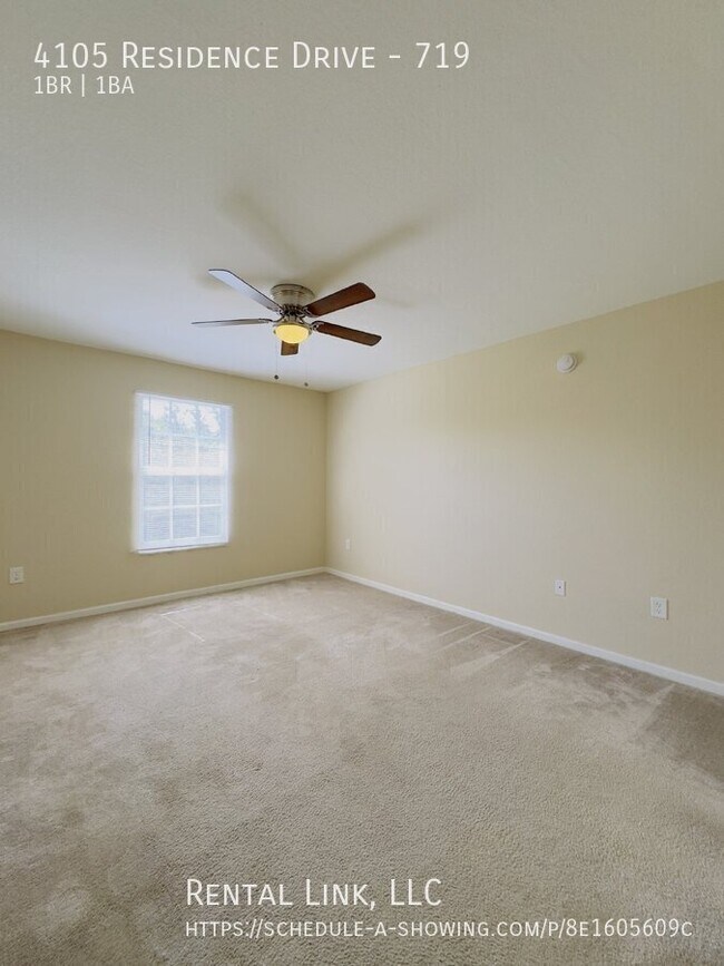 Building Photo - 4105 Residence Drive