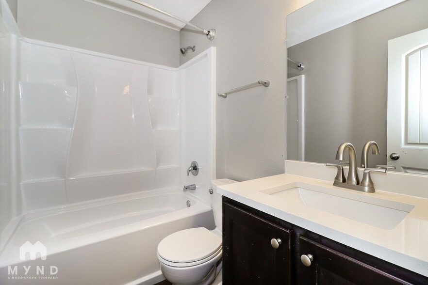 Building Photo - 4595 Orange Tulip Dr