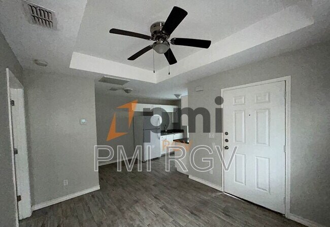 Building Photo - 1420 Quitaca Dr