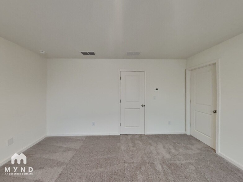 Building Photo - 119 Saginaw Ct