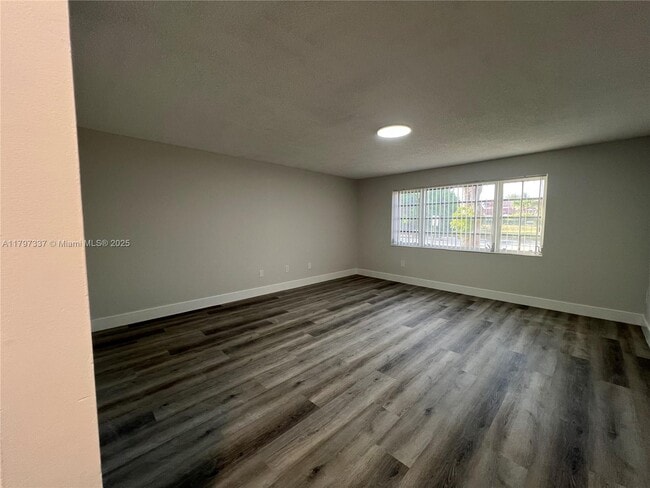 Building Photo - 21121 SW 85th Ave
