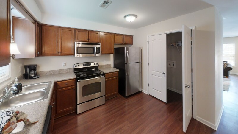 Building Photo - 347 Family Lodge Dr
