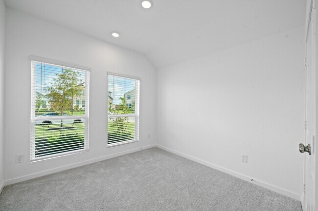 Building Photo - 29007 Great Flatland Trl