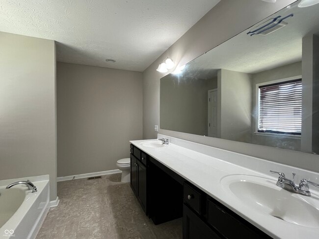 Building Photo - 5775 Waterstone Wy