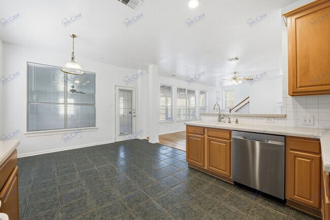 Building Photo - 3833 Tidball Dr