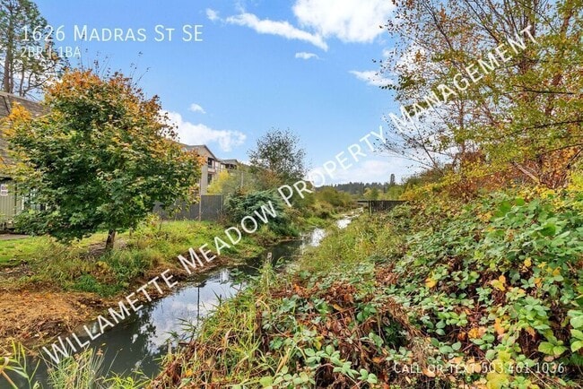 Building Photo - 1626 Madras St SE