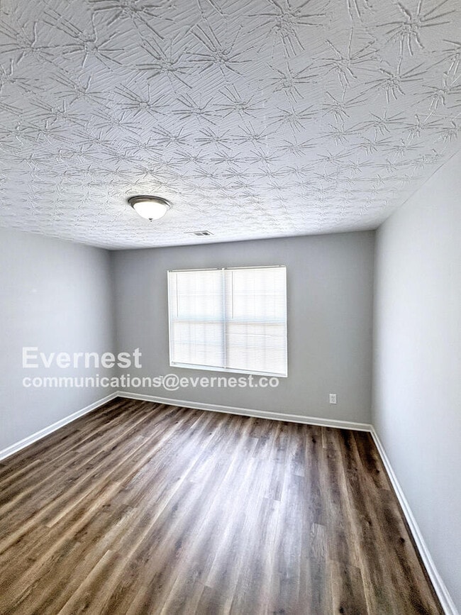 Building Photo - 2730 Marlin Dr