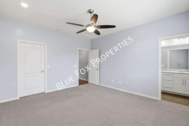 Building Photo - 8670 N Genoa Ct