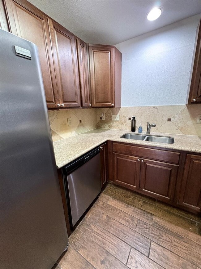 Building Photo - 12814 Hymeadow Dr