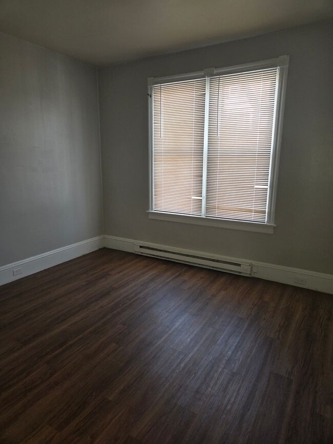 Building Photo - 1304 Lehigh St