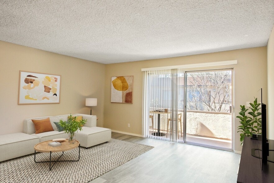 Building Photo - Natick Park