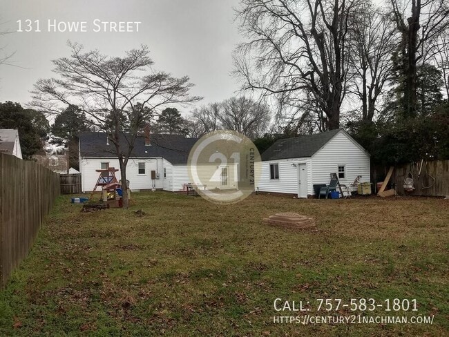 Building Photo - 131 Howe St