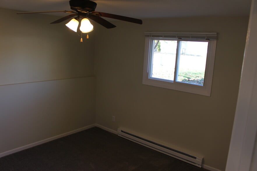 Bedroom 2 - 1061 Terrace Dr