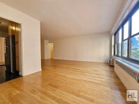 Building Photo - 1-Bedroom Apartment by Union Square | 5th Floor, Full-Service Building
