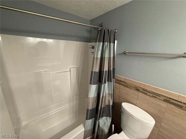 Building Photo - 2021 Aldersgate Dr