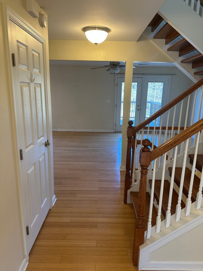 Building Photo - 39 19th St