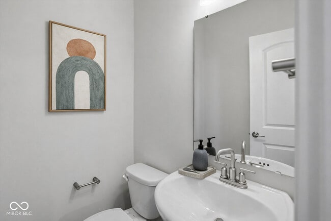 Building Photo - 14573 Elsmere Ln