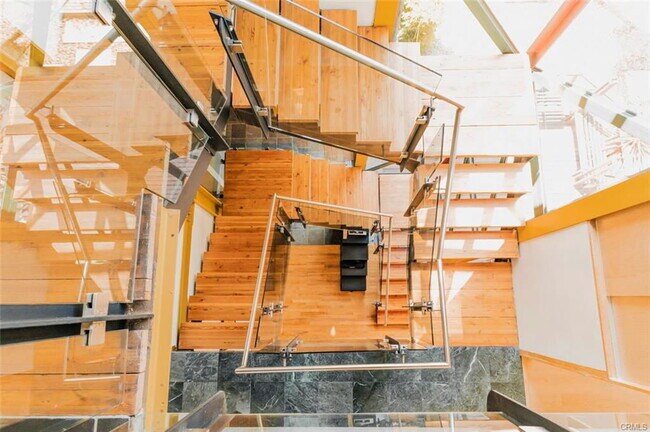 Building Photo - 1955 1/2 Purdue Avenue, Los Angeles, CA 90025 - 4 BR 3 BA house