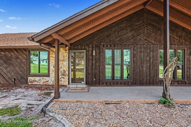 Building Photo - 3200 N Tropical Trail