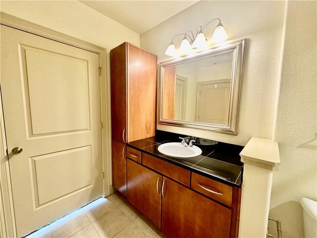 Building Photo - 3445 Stratford Rd NE