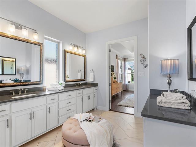 Building Photo - 408 Montpelier Dr