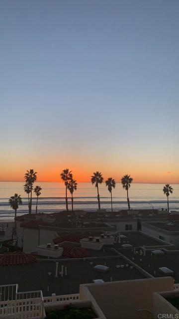 Building Photo - 621 N Pacific St