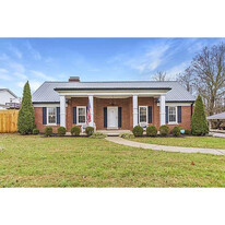 Building Photo - 304 Barnes Mill Rd