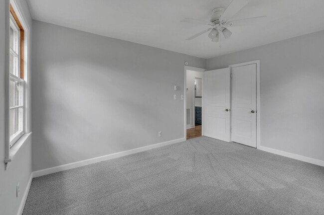 Building Photo - 314 Woodberry Dr