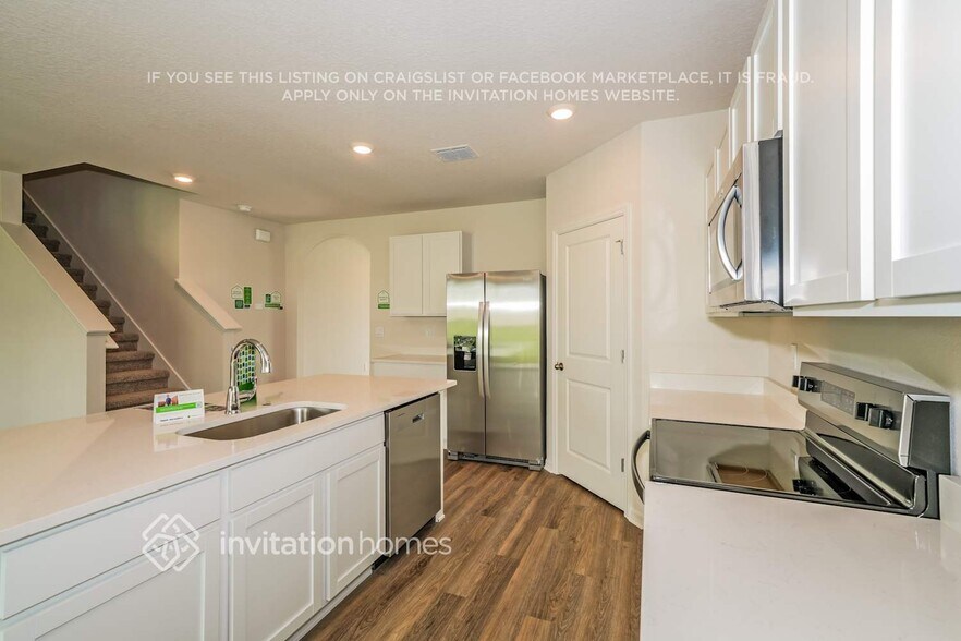 Building Photo - 18125 Canopy Pl