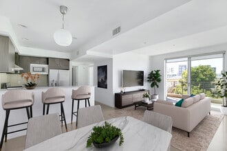 Building Photo - Azure The Residences