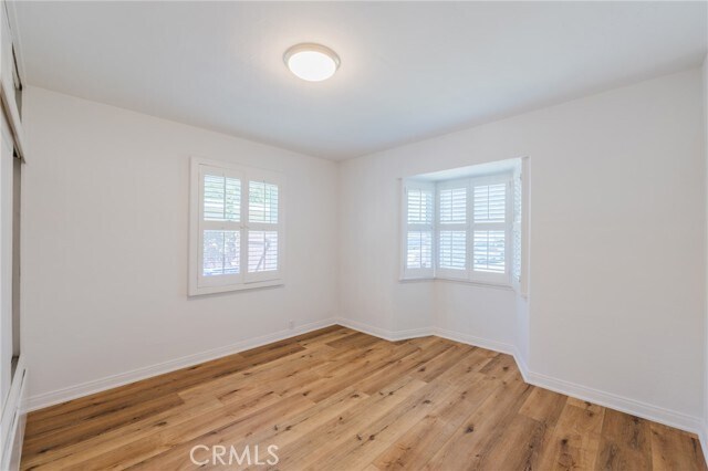 Building Photo - 1305 Oak Ave