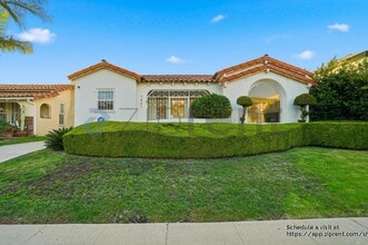 Building Photo - 1421 Stearns Dr