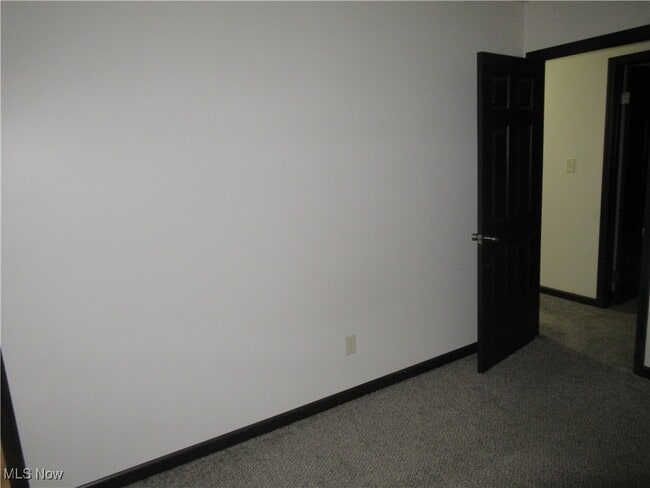 Building Photo - 6525 Seneca Trail