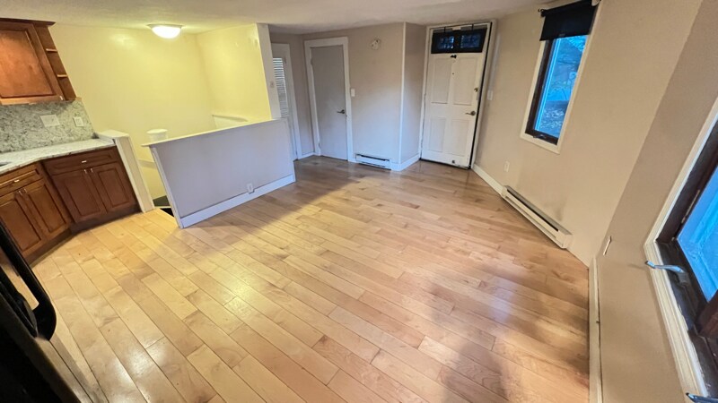 Building Photo - 38 Cabot St