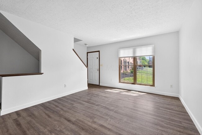 Building Photo - 6477 Brookedge Ct