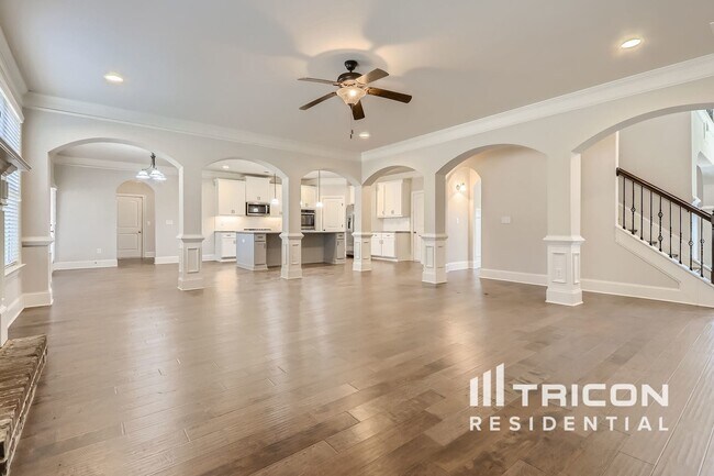 Building Photo - 273 Enfield Ln