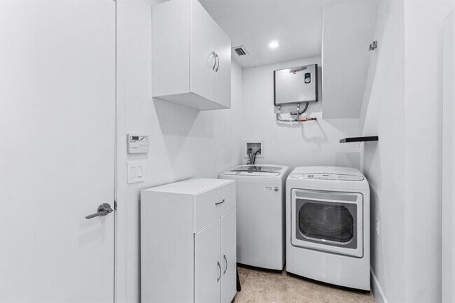 Building Photo - 2058 NW 52nd St