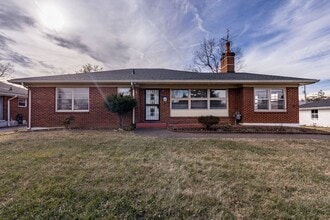 Building Photo - 3706 Chevy Chase Rd