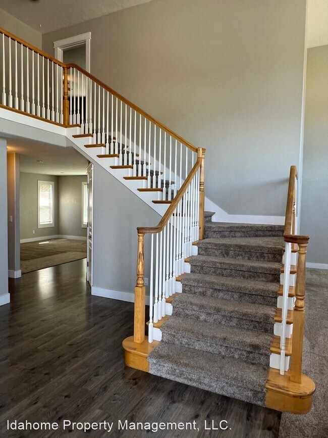 Building Photo - 4 br, 2.5 bath House - 10539 W Merab Ct