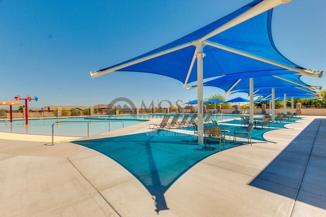 Building Photo - 2035 W Gold Dust Ave